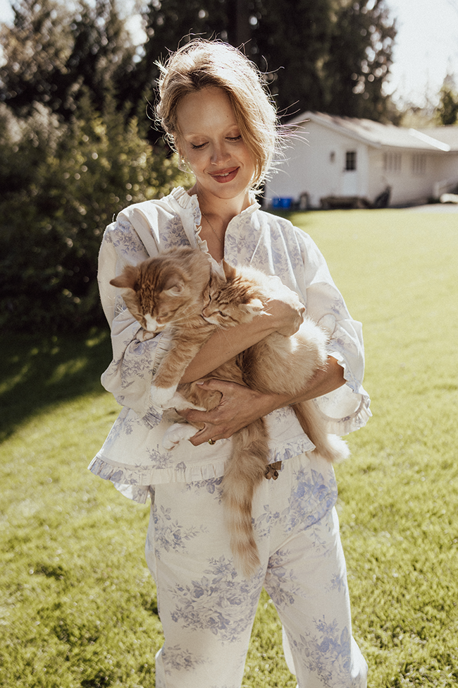 Ruffled Sleep Setin Blue Tea Rose - Image 2